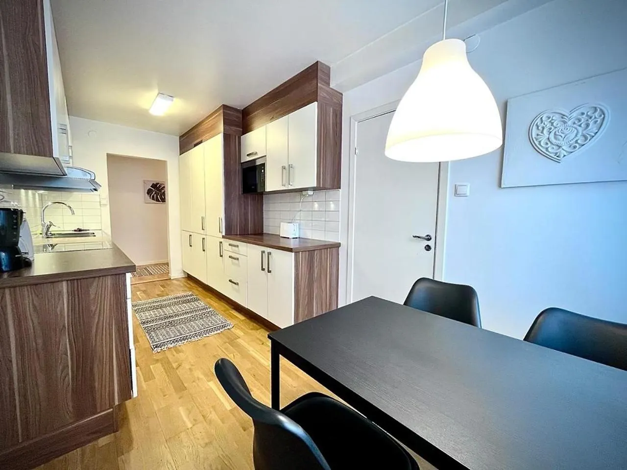 Elegant Apartment In Lovely Location Gotenburg Zweden